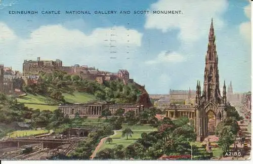 PC35948 Edinburgh Castle National Gallery und Scott Monument. Valentinstag. Valesqu