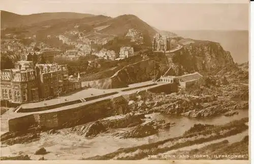 PC35805 Die Stadt und die Torrs. Ilfracombe. RP. B. Hopkins