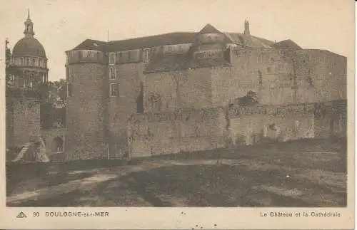 PC38778 Boulogne sur Mer. Das Schloss und die Kathedrale. Photomechanik. 1938. B.