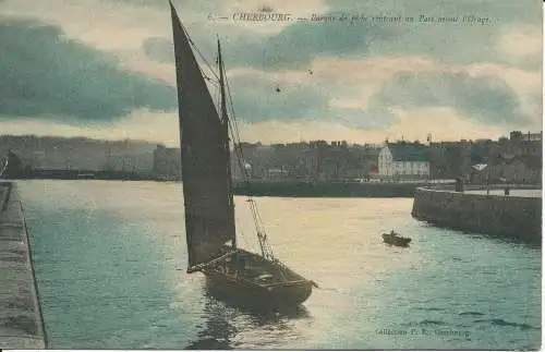 PC39693 Cherbourg. Fischerboot zurück in den Gewitterhafen. P.B. Nr. 6. B. Hopk