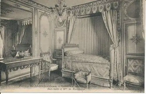 PC39371 Palais de Fontainebleau. Schlafzimmer von Frau von Maintenon. L. Menard