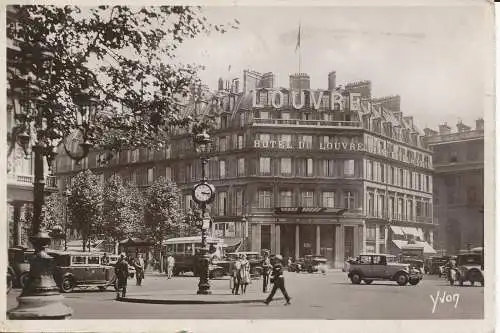 PC38438 Paris. Flaniert. Grand Hotel du Louvre. Yvon. 1933. B. Hopkins