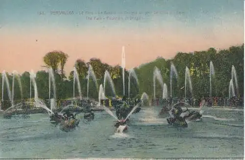 PC42682 Versailles. Der Park. Drachenbrunnen. A. Papeghin. Nr. 153. B. Hopkin