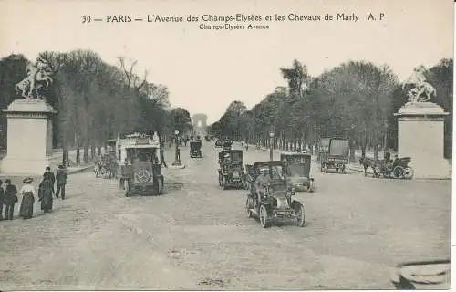 PC40323 Paris. Champs Elysees Avenue. A. Papeghin. Nr. 30