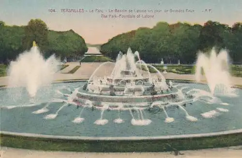 PC42667 Versailles. Der Parkbrunnen aus Messing. A. Papeghin. B. Hopkins