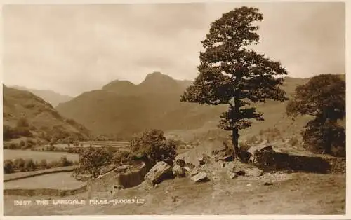 PC41624 Die Langdale Pikes. Judges Ltd. Nr. 15857