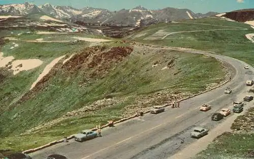 PC42756 Tundra-Kurven auf der Trail Ridge Road. Flatiron