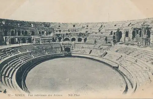 PC43861 Nimes. Innenansicht der Arenen. ND. Nr. 22