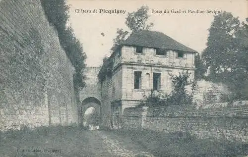 PC42807 Chateau de Picquigny. Porte du Gard und Pavillon Sevigne. Lippen. B. Hopki