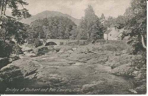 PC44131 Brücke von Dochart und Ben Lawers. Killin