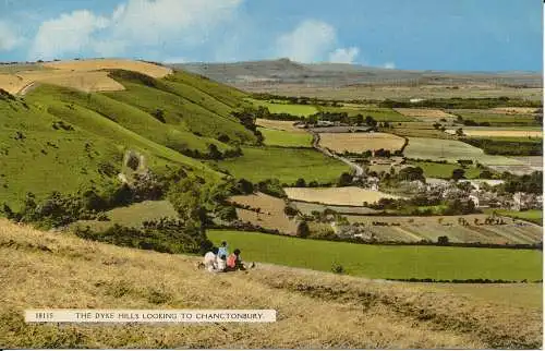 PC43987 The Dyke Hills mit Blick auf Chanctonbury. Schuhschmied und Etheridge. Norman