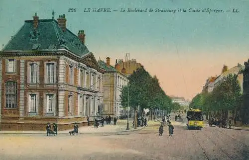 PC42810 Le Havre. Der Boulevard de Strasbourg und die Caisse d Epargne. Levy Fils.