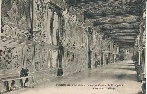 PC39370 Palais de Fontainebleau. Francis I Galerie. L. Menard