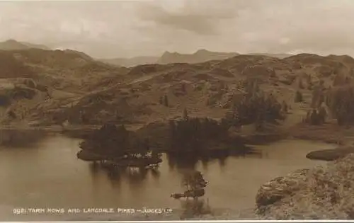 PC44446 Tarn Hows und Langdale Pikes. Judges Ltd. Nr. 9921