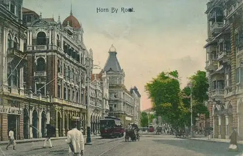 PC43586 Horn auf der Straße. Fototyp. B. Hopkins