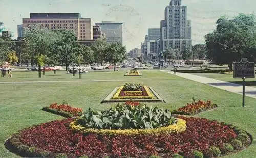 PC43638 Toronto. Ontario. Kanada. University Avenue mit Blick nach Süden. Plastichrom