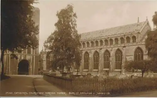 PC44479 Kathedralkirche und normannischer Turm. Bury St. Edmunds. Judges Ltd. Nr. 1704