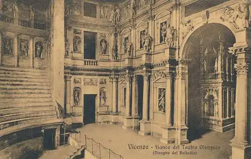 PC44793 Vicenza. Seite des Olympischen Theaters