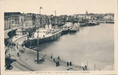 PC45384 Dieppe. Der Seebahnhof und die Kreuzfahrtschiffe. G. Artaud