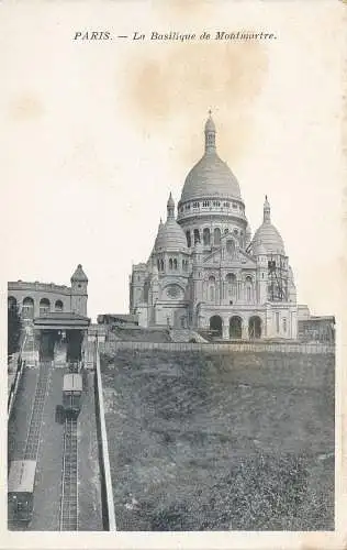 PC46297 Paris. Die Basilika von Montmartre. B. Hopkins