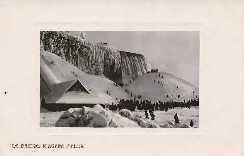 PC46737 Eisbrücke. Niagarafälle