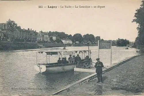 PC46898 Lagny. Die Yacht La Gourdine am Start. Rochat. Nr. 245. B. Hopkins