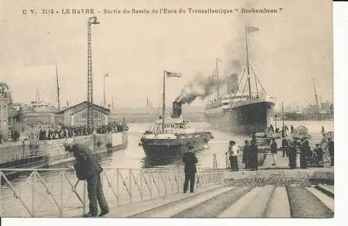 PC47063 Le Havre. Verlassen des Eure-Beckens des Transatlantiks Rochambeau. V. C