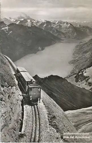 PC47229 Brienzerrothornbahn. Blick auf Brienzersee. Globetrotter