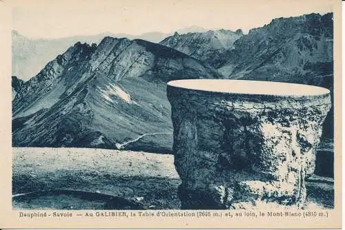 PC46985 Dauphine. Savoyen. Im Galibier der Orientierungstisch und weit weg der Berg