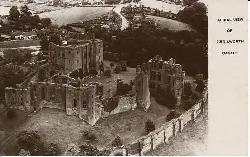 PC00086 Luftaufnahme von Kenilworth Castle