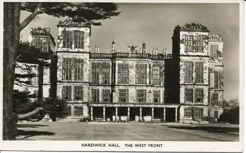 PC00208 Hardwick Hall. Die Westfront. RP