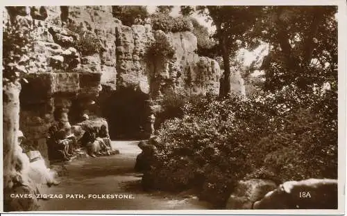 PC00050 Höhlen. Zickzackpfad. Folkestone. 1936. RP