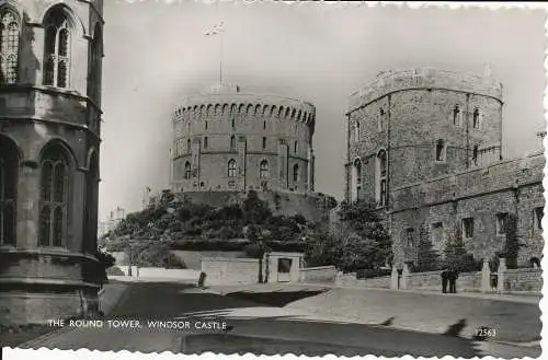 PC00120 Runder Turm. Windsor Castle. Lachs. RP