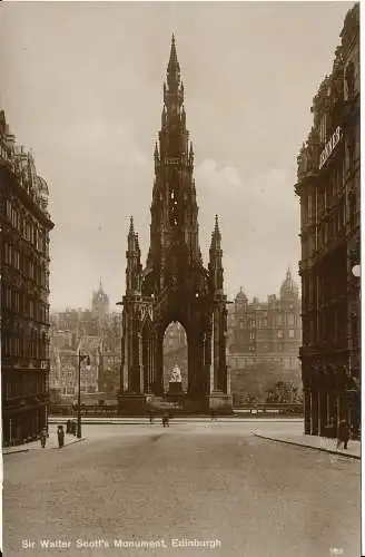 PC00444 Sir Walter Scotts Monument. Edinburgh. RP