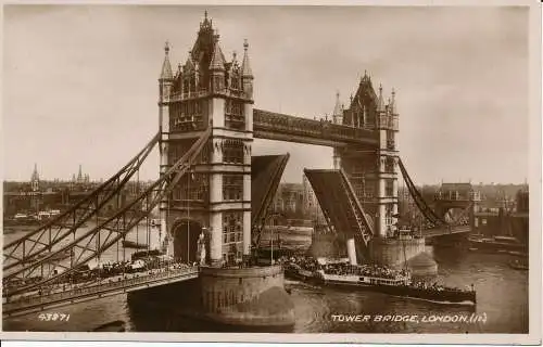 PC01211 Turmbrücke. London. Valentinstag. RP