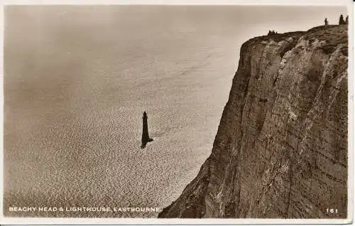 PC01059 Strandkopf. Leuchtturm. Eastbourne. 1952. RP