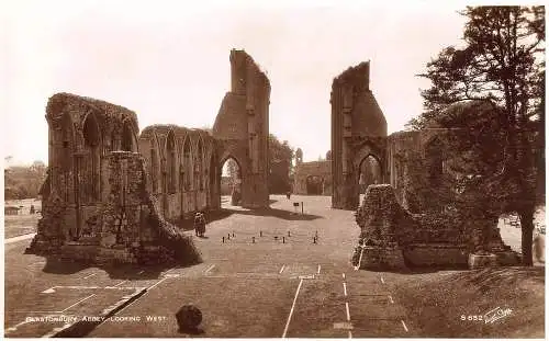 PC01305 Glastonbury Abbey mit Blick nach Westen. W. Scott. RP