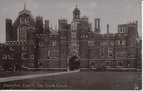 PC02852 Hampton Court. Der Clock Court. Tuck. Silverette 1550