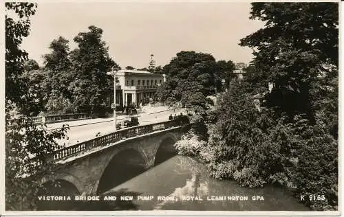 PC01641 Victoria-Brücke und neuer Pumpenraum. Royal Leamington Spa. RP. Valentinstag