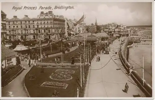 PC03558 Royal Princes Parade. Bridlington. Milton. RP