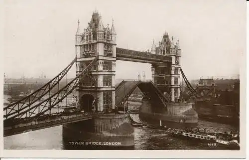 PC03938 Turmbrücke. London. Autobrom-Serie. Philip G. Hunt. RP