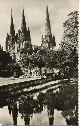 PC03711 Lichfield-Kathedrale von Brücke. Valentinstag. RP