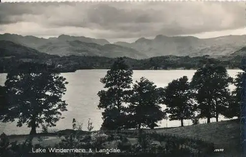 PC03028 Lake Windermere und Langdale. RP