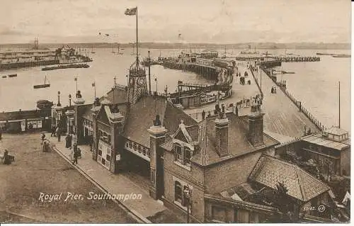 PC01924 Royal Pier. Southampton. 1919. Valentinstag