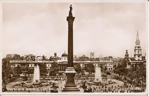 PC03933 Trafalgar Square. London. Lansdowne Production Co. RP