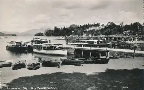 PC03139 Bowness Bay Lake Windermere. RP