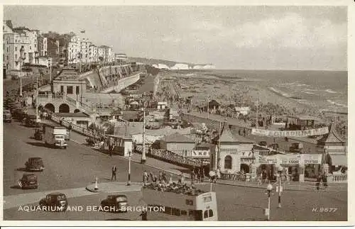 PC02216 Aquarium und Strand. Brighton. Valentinstag