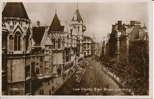 PC03971 Gerichte. Fleet Street. London. Valentine 209362. RP