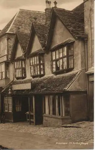 PC03664 Burford. Ein altes Haus