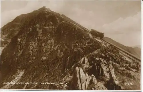 PC03802 Snowdon Mountain Railway in der Nähe von Summit. Valentinstag. RP